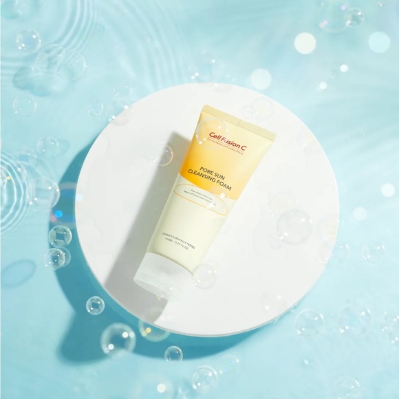 Cell Fusion C Laser Sunscreen SPF50+/ PA+++ VALUE SET (45mlx2 + Free Cleanser) - Picture 3 of 3